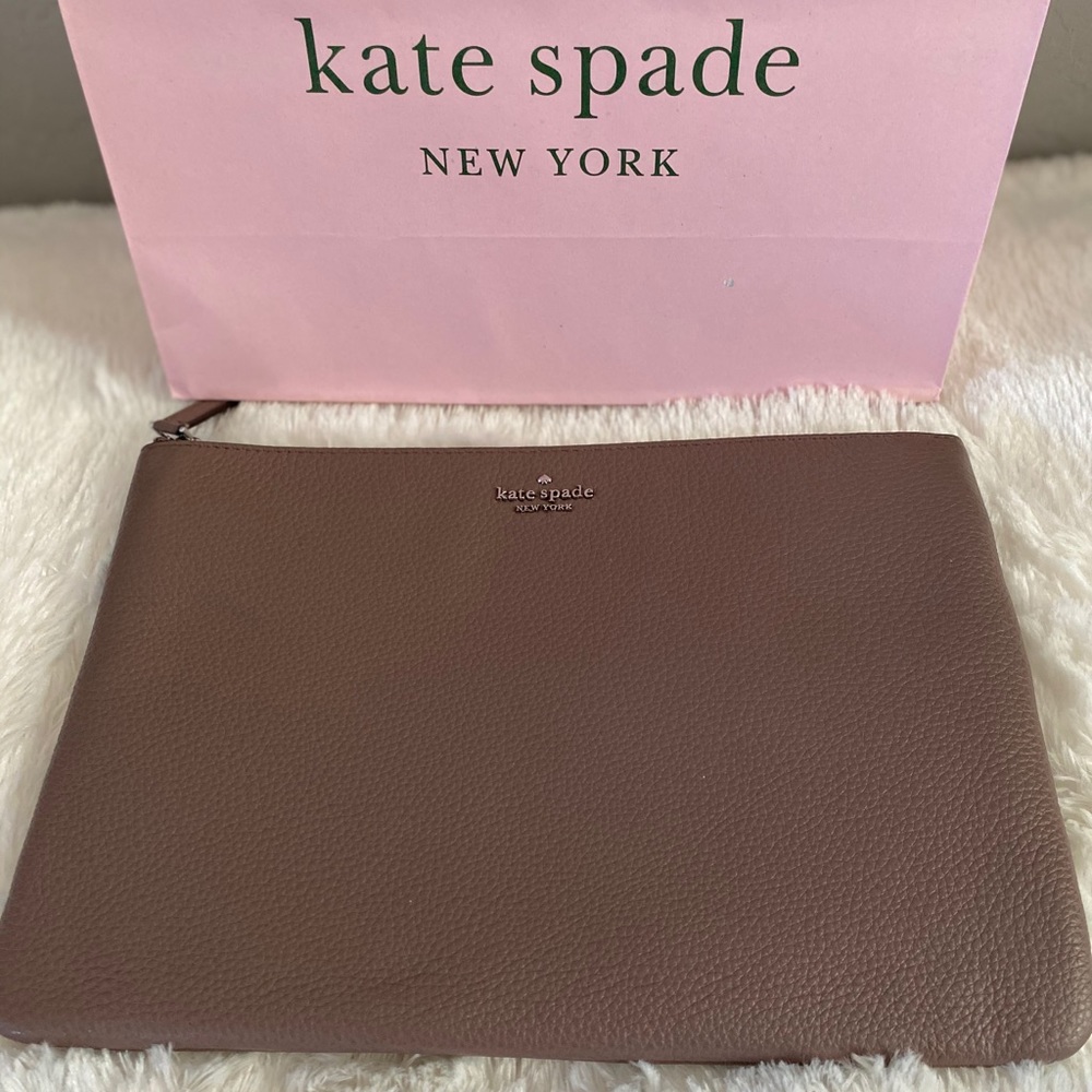 NWT Kate Spade Large Zipper Pouch 10.5 x 7.5 in
